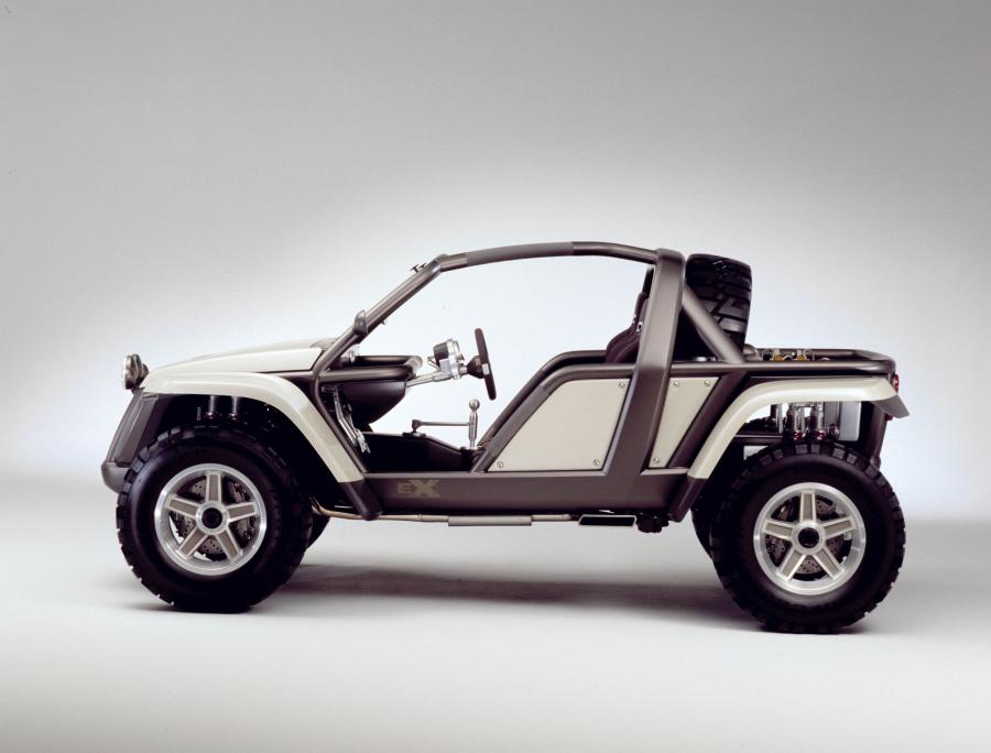  Ford EX Concept 2001 года  (фото 10 из 19)